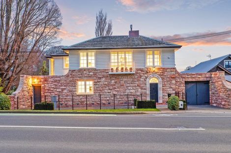 Photo of property in 34 Kahu Road, Fendalton, Christchurch, 8041