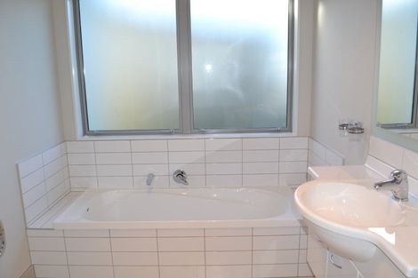 Photo of property in 6 Tamihana Street, Otaki, 5512