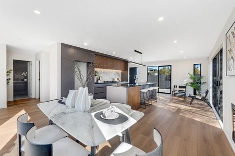 Photo of property in 35b Toroa Street, Torbay, Auckland, 0630