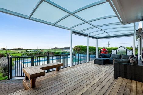 Photo of property in 255 Kaihihi Road, Okato, 4381