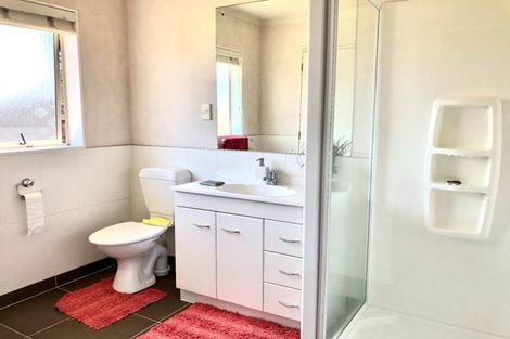 Photo of property in 175 Wattle Farm Road, Wattle Downs, Auckland, 2103