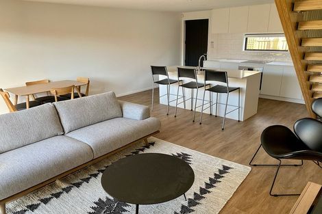 Photo of property in 2/45 Division Street, Riccarton, Christchurch, 8041