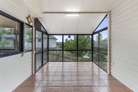 Photo of property in 94 Onetaunga Road, Chatswood, Auckland, 0626