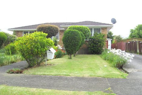 Photo of property in 32 Convair Crescent, Mangere, Auckland, 2022