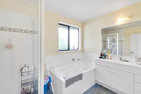 Photo of property in 1 Alconbury Drive, Rototuna North, Hamilton, 3210