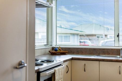 Photo of property in Kowhai Court, 17/17 John Street, Trentham, Upper Hutt, 5018