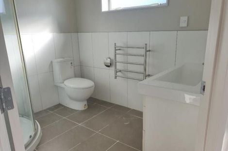 Photo of property in 18/45a Swanson Road, Henderson, Auckland, 0610