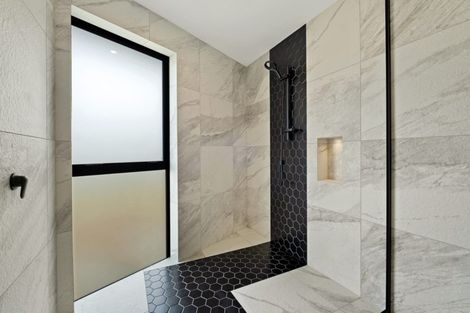 Photo of property in 58 Forest Heights, Wanaka, 9305