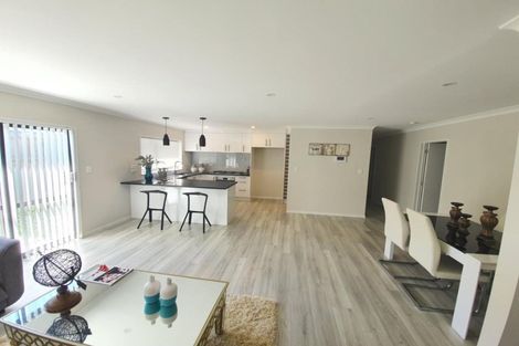 Photo of property in 39 Okawa Avenue, Papakura, 2110