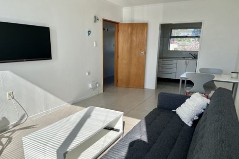 Photo of property in Beresford Apartments, 12/118 Russell Terrace, Berhampore, Wellington, 6023