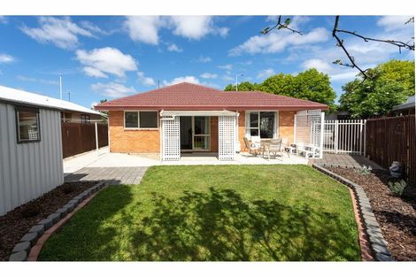 Photo of property in 2/96 Buchanans Road, Hei Hei, Christchurch, 8042