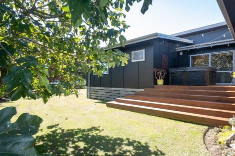 Photo of property in 9 Pedersen Road, Haumoana, 4102
