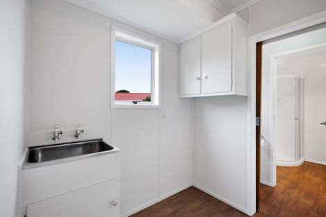 Photo of property in 5a Oleander Place, Bell Block, New Plymouth, 4312