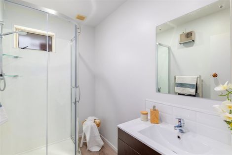 Photo of property in 16 Bethel Crescent, Bishopdale, Christchurch, 8053