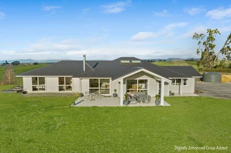 Photo of property in 293 Neudorf Road, Upper Moutere, 7175
