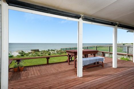 Photo of property in 393 Pukehina Parade, Pukehina, Te Puke, 3189