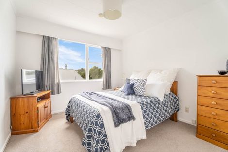 Photo of property in 16 Truscott Avenue, Johnsonville, Wellington, 6037