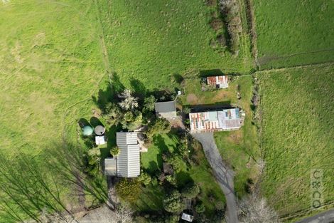 Photo of property in 836 Old North Road, Waimauku, 0882
