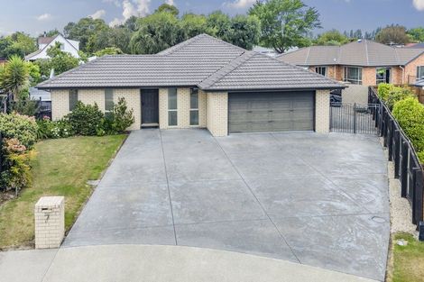 Photo of property in 7 Ambrose Place, Rangiora, 7400