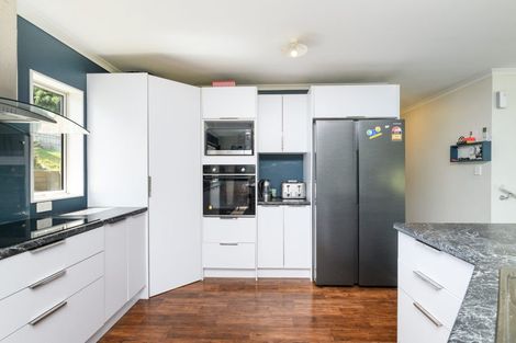 Photo of property in 34 Ruapehu Drive, Fitzherbert, Palmerston North, 4410