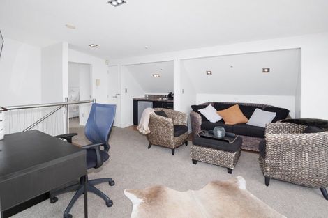 Photo of property in 2/23 Rita Street, Mount Maunganui, 3116