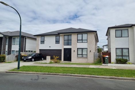 Photo of property in 19 Hakinakina Drive, Flat Bush, Auckland, 2019