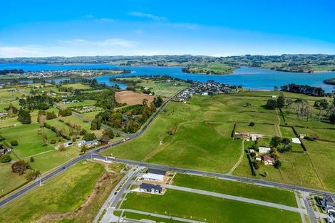 Photo of property in 113 Mutetai Road, Clarks Beach, 2122