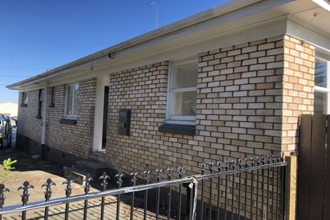 Photo of property in 2/35 Takanini Road, Takanini, 2112