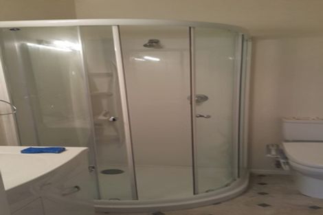 Photo of property in 4/65-67 East Coast Road, Castor Bay, Auckland, 0620