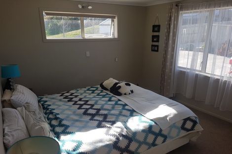 Photo of property in 12 Poplar Grove, Feilding, 4702