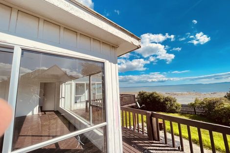 Photo of property in 49 Roys Road, Weymouth, Auckland, 2103