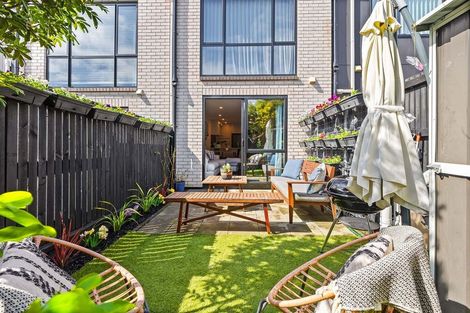 Photo of property in 36 Wharara Lane, Massey, Auckland, 0614