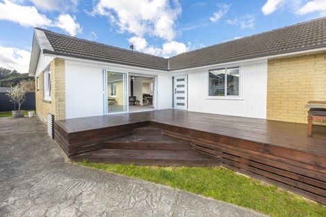 Photo of property in 23 Sunbrae Drive, Silverstream, Upper Hutt, 5019