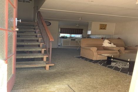 Photo of property in 2/11 Division Street, Riccarton, Christchurch, 8041