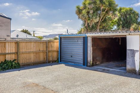 Photo of property in 3/19 Hargest Crescent, Sydenham, Christchurch, 8023