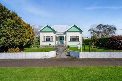 Photo of property in 35 Cracroft Street, Waitara, 4320