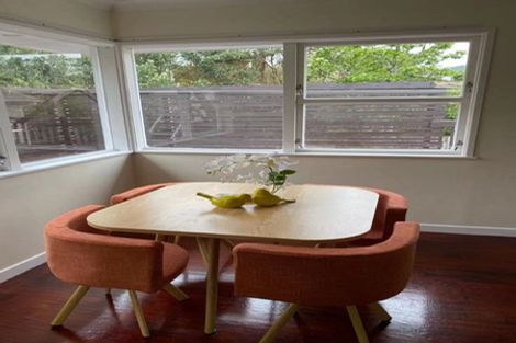 Photo of property in 5 Jonathan Place, Sunnynook, Auckland, 0620