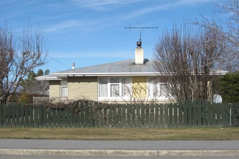 Photo of property in 28 Bute Street, Ranfurly, 9332