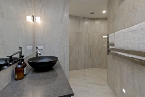 Photo of property in 14 Kerrera Lane, Jacks Point, Queenstown, 9371