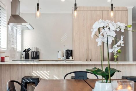 Photo of property in 48 Hills View Drive, Papamoa, 3118