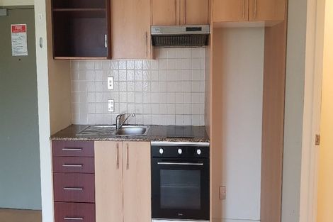 Photo of property in 5c/17 Crown Lynn Place, New Lynn, Auckland, 0600