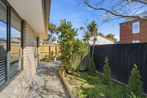 Photo of property in 2/39 Frankleigh Street, Somerfield, Christchurch, 8024