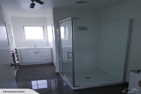 Photo of property in 33 Seddon Road, Frankton, Hamilton, 3204