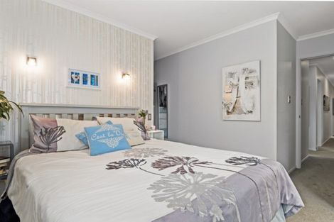 Photo of property in 11 Lakeview Quay, Pyes Pa, Tauranga, 3112