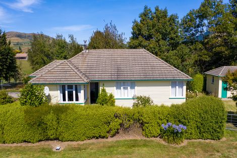 Photo of property in 1675 Teviot Road, Millers Flat, Roxburgh, 9572