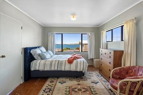 Photo of property in 10 Kookaburra Drive, Tawharanui Peninsula, Matakana, 0986