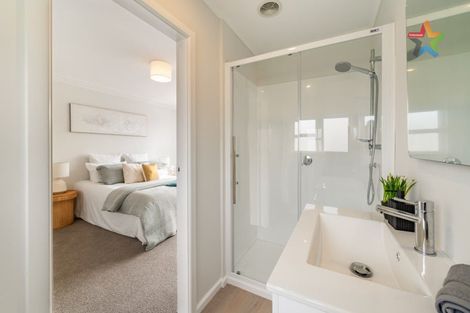 Photo of property in 41 Holyoake Crescent, Avalon, Lower Hutt, 5011