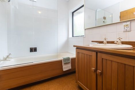 Photo of property in 1/49 Searells Road, Strowan, Christchurch, 8052