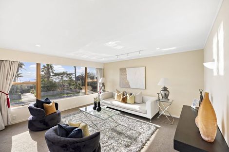 Photo of property in 2/115 Clovelly Road, Bucklands Beach, Auckland, 2012