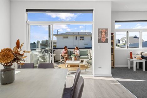 Photo of property in 22a Karewa Parade, Papamoa Beach, Papamoa, 3118